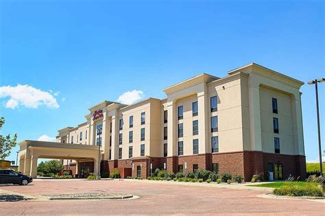 hampton inn brookings sd  Located in Brookings, Country Inn & Suites by Radisson, Brookings, SD is in the business district, within a 15-minute walk of Swiftel Center and Larson Ice Center